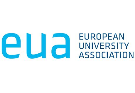 EUA mit Schriftzug.jpg