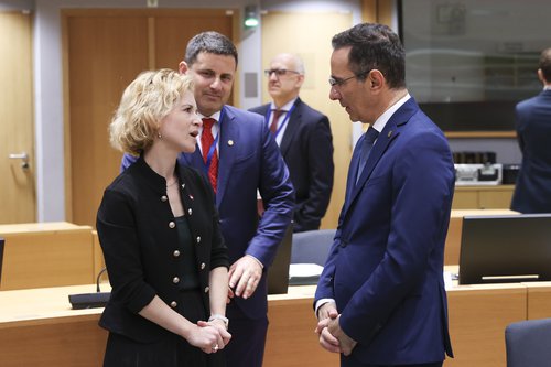 Research Ministers discuss key elements of future Horizon Europe package and adopt EU framework for science diplomacy