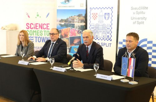 Science comes to Town